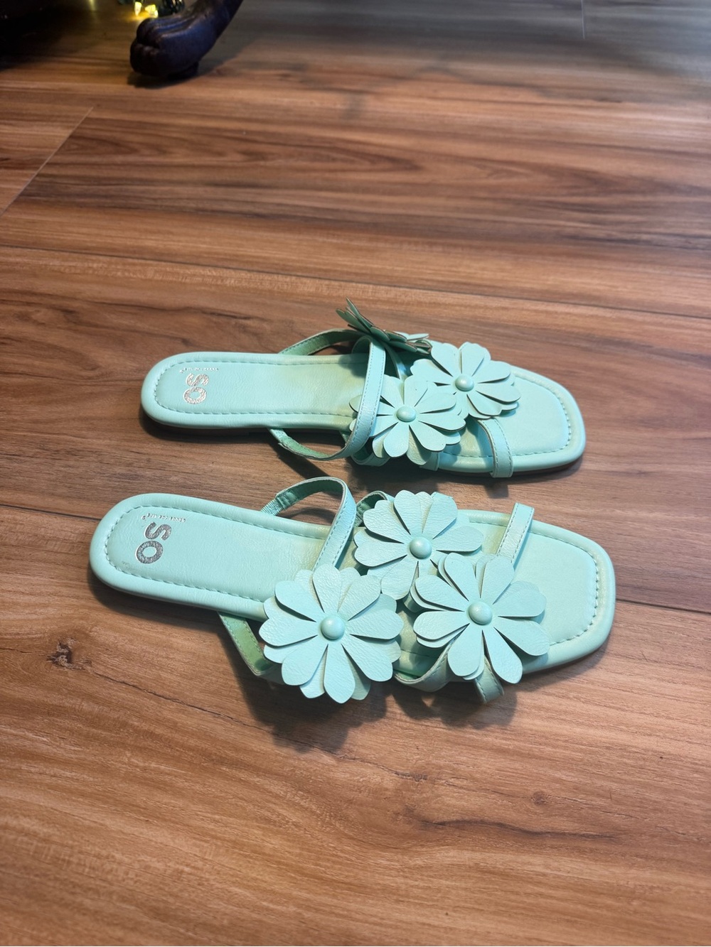 SO Mint-Teal Floral Slide Sandals